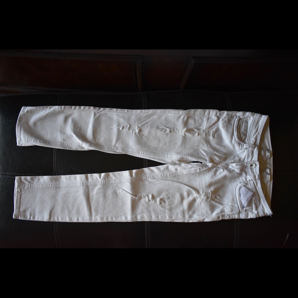 Dollhouse White Cropped Skinny Jeana